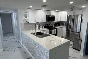 1380 Gulf Blvd, Clearwater, FL 33767 - Photo 8