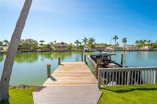 482 Hermosita Dr, Saint Pete Beach, FL 33706 - Photo 10