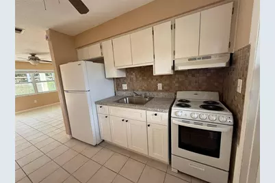 7057 Sunset Drive, South Pasadena, FL 33707 - Photo 12