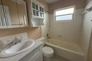 7057 Sunset Dr, South Pasadena, FL 33707 - Photo 10