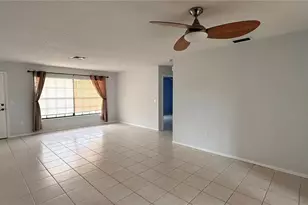 7846 Royal Hart Dr, New Port Richey, FL 34653 - Photo 4