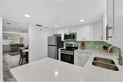 8245 Vendome Boulevard N, Pinellas Park, FL 33781 - Photo 10