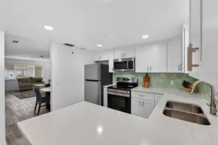 8245 Vendome Blvd N, Pinellas Park, FL 33781 - Photo 10