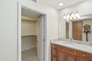 2814 W Humphrey St, Tampa, FL 33614 - Photo 22