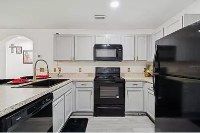 27009 Anthony Avenue, Brooksville, FL 34602 - Photo 8