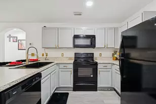 27009 Anthony Ave, Brooksville, FL 34602 - Photo 8