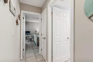 216 176th Ave E, Redington Shores, FL 33708 - Photo 36