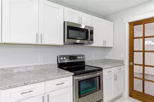 915 Maydell Dr, Tampa, FL 33619 - Photo 8
