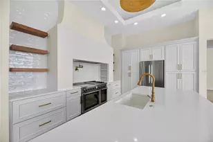 5605 Tybee Island Dr, Apollo Beach, FL 33572 - Photo 18