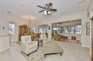 1118 Emerald Dunes Dr, Sun City Center, FL 33573 - Photo 4