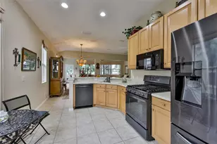 1118 Emerald Dunes Dr, Sun City Center, FL 33573 - Photo 6