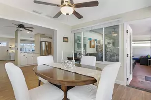 731 44th Ave NE, Saint Petersburg, FL 33703 - Photo 10