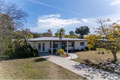 3601 56th Street N, Saint Petersburg, FL 33710 - Photo 2