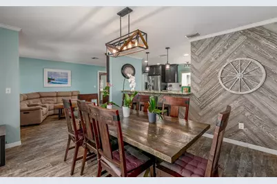 3601 56th Street N, Saint Petersburg, FL 33710 - Photo 6