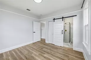 308 E Hanna Ave, Tampa, FL 33604 - Photo 16