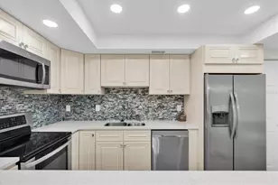 100 Pierce St, Clearwater, FL 33756 - Photo 14