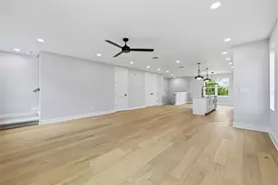 4208 W Carmen St, Tampa, FL 33609 - Photo 18