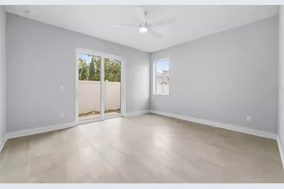 4208 W Carmen Street #D, Tampa, FL 33609 - Photo 4