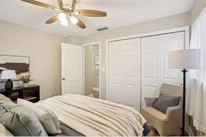 151 SE Monroe Circle N, Saint Petersburg, FL 33703 - Photo 16
