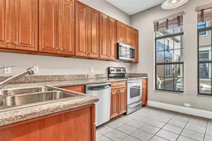 2215 Soho Bay Ct, Tampa, FL 33606 - Photo 10
