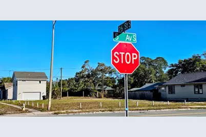 26th Street S, Saint Petersburg, FL 33712 - Photo 1