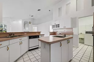 1819 Tree Swallow Way, Palm Harbor, FL 34683 - Photo 8