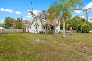 13627 13th St, Dade City, FL 33525 - Photo 12