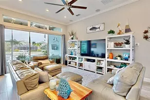 5233 Wishing Arch Dr, Apollo Beach, FL 33572 - Photo 8