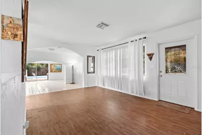 755 43rd Street N, Saint Petersburg, FL 33713 - Photo 6