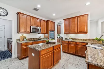 1116 Hillandale Reserve Drive, Tampa, FL 33613 - Photo 14