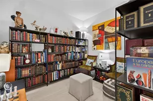 301 1st St S, Saint Petersburg, FL 33701 - Photo 22
