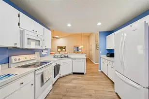 2215 Olive Branch Dr, Sun City Center, FL 33573 - Photo 10