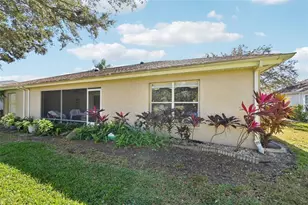 2215 Olive Branch Dr, Sun City Center, FL 33573 - Photo 26