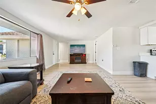 3431 Springfield Dr, Holiday, FL 34691 - Photo 10