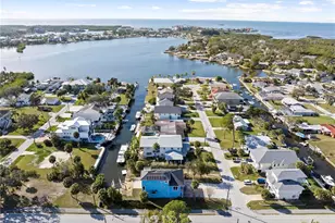 5446 Bluepoint Dr, Port Richey, FL 34668 - Photo 6