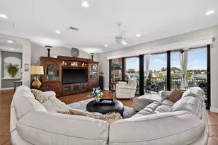 4401 38th St S, Saint Petersburg, FL 33711 - Photo 4