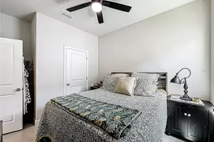 35428 Crescent Creek Dr, Zephyrhills, FL 33541 - Photo 38