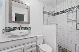 2620 49th Ave N, Saint Petersburg, FL 33714 - Photo 36