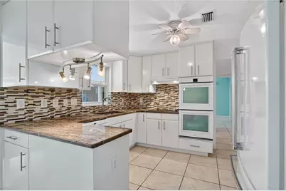 2962 8th Avenue SW, Largo, FL 33770 - Photo 10