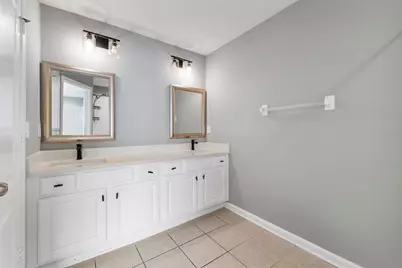 26532 Castleview Way, Wesley Chapel, FL 33544 - Photo 12