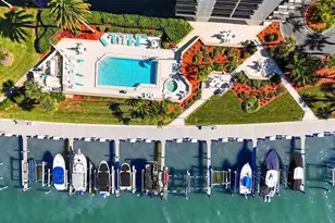 690 Island Way, Clearwater Beach, FL 33767 - Photo 4