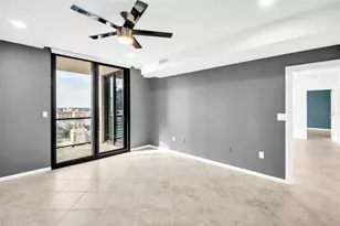 1 Beach Dr SE, Saint Petersburg, FL 33701 - Photo 26