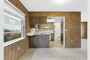 2454 Madrid Ave, Safety Harbor, FL 34695 - Photo 16