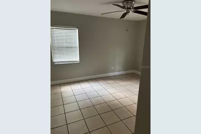 303 E Hydrangia Street, Tampa, FL 33612 - Photo 6