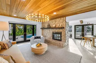 735 126th Ave, Treasure Island, FL 33706 - Photo 16