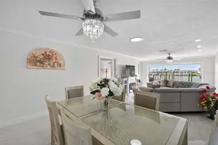 427 Boca Ciega Point Blvd N, Saint Petersburg, FL 33708 - Photo 20