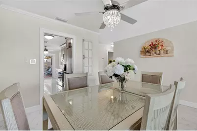 427 Boca Ciega Point Boulevard N, Saint Petersburg, FL 33708 - Photo 22