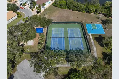 9805 Compass Point Way, Tampa, FL 33615 - Photo 86