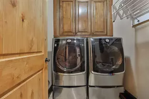 9805 Compass Point Way, Tampa, FL 33615 - Photo 44