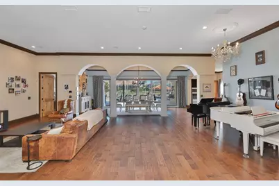 9805 Compass Point Way, Tampa, FL 33615 - Photo 18